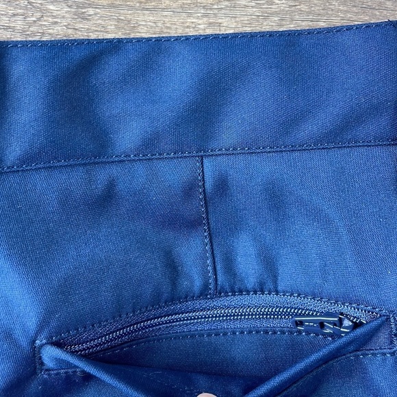 Lands’ End School Uniform Boys Active Chino Shorts, Navy Blue, size 10 - Picture 8 of 11